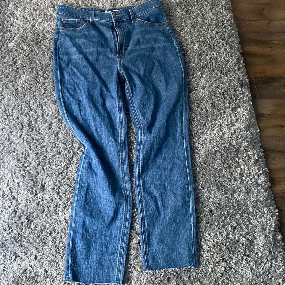 H&M mom jeans. Size 10. Medium wash